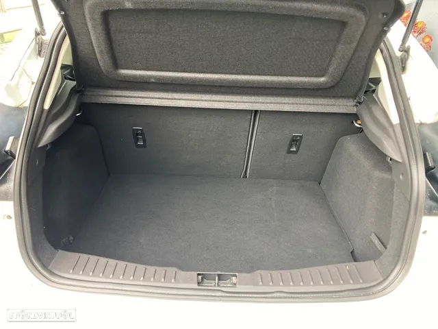 Ford Focus 1.5 TDCi ST-Line - 34