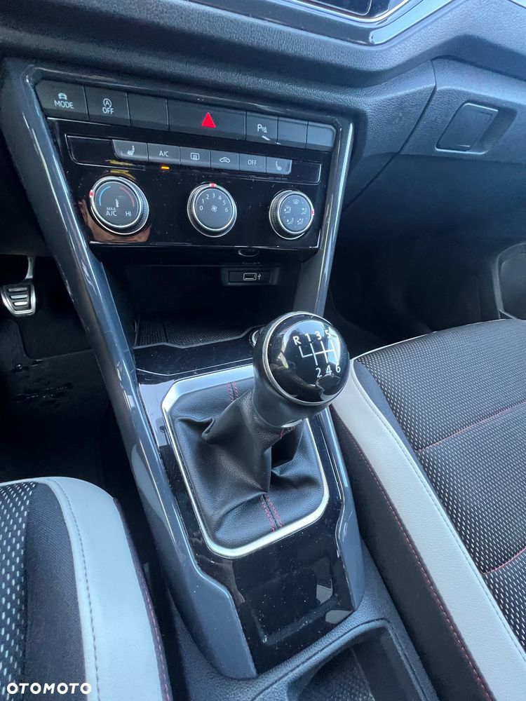 Volkswagen T-Roc 1.5 TSI ACT OPF Sport - 12