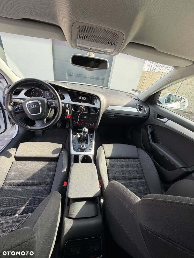 Audi A4 Limousine 2.0 TFSI Flexible Fuel - 9