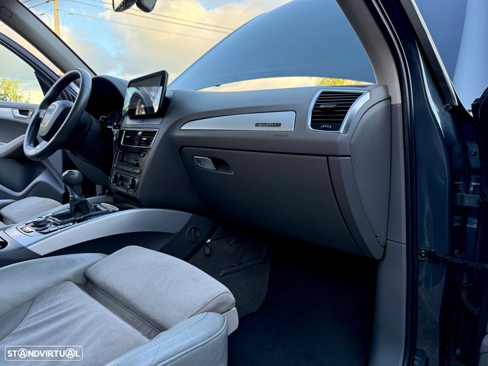 Audi Q5 2.0 TDI S-line - 54