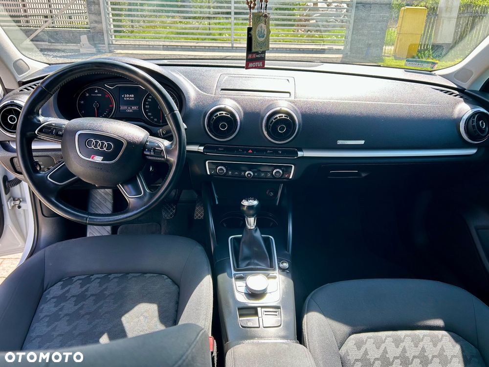 Audi A3 ver-1-6-tdi-sportback - 10