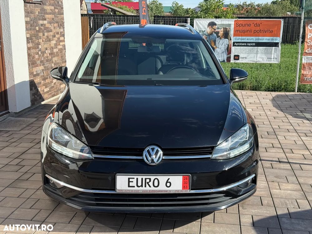 Volkswagen Golf - 9