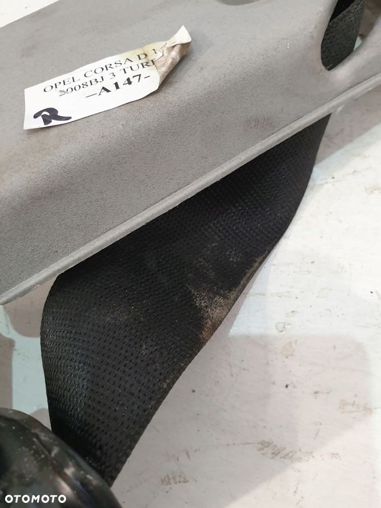 PAS BEZPIECZEŃSTWA NAPINACZ PRAWY PRZÓD OPEL CORSA D 3D 1.4b 08r - 6