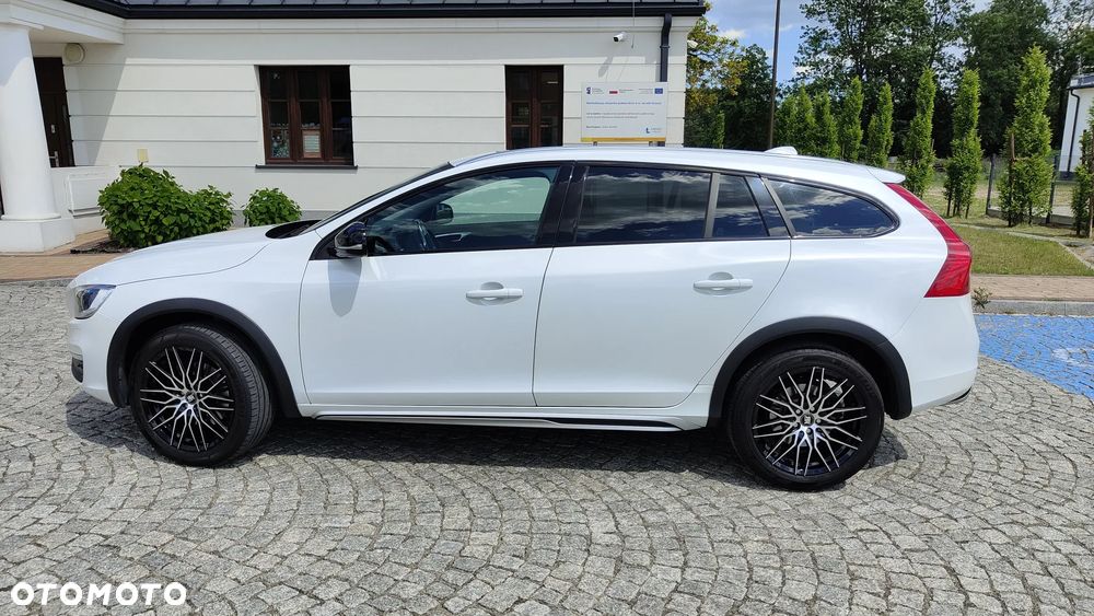 Volvo V60 Cross Country D3 - 6