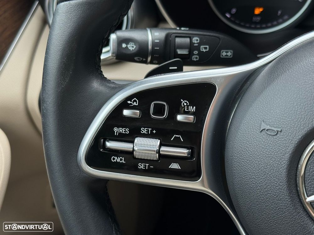 Mercedes-Benz GLC 300 d 4Matic - 28