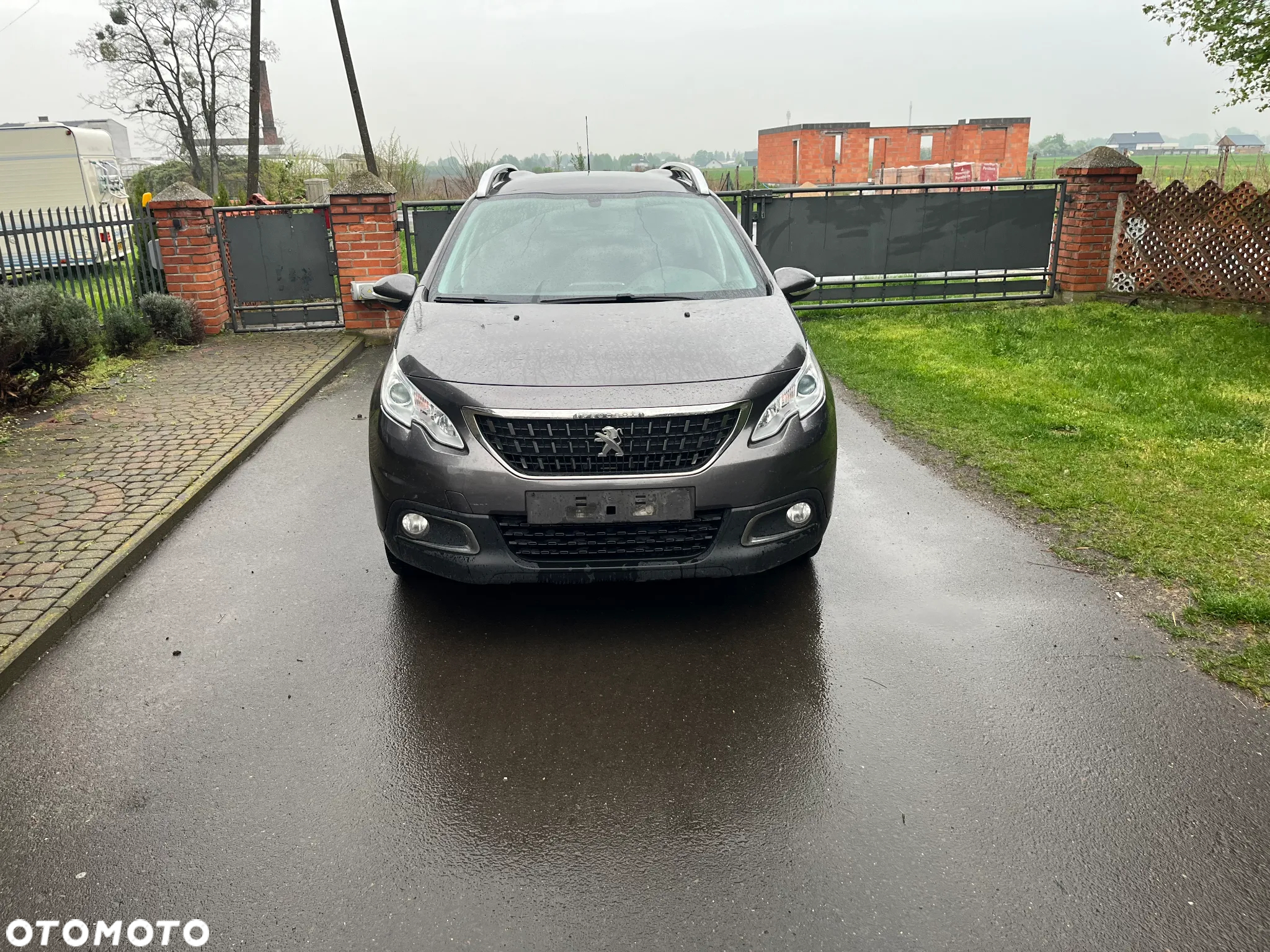 Peugeot 2008 - 6