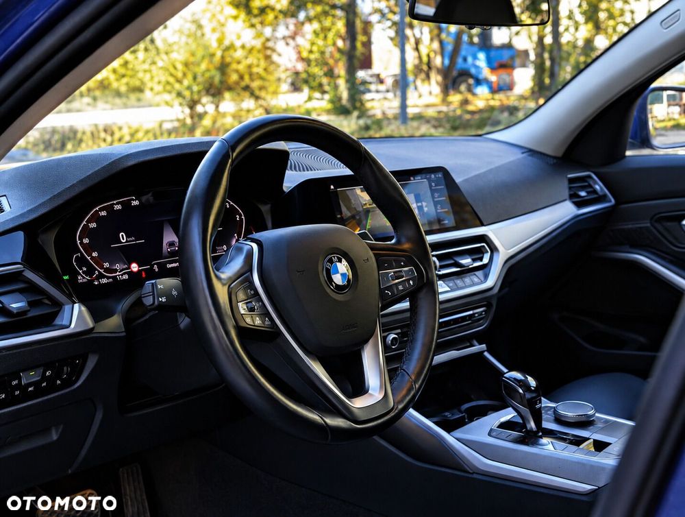 BMW Seria 3 320d Advantage sport - 20