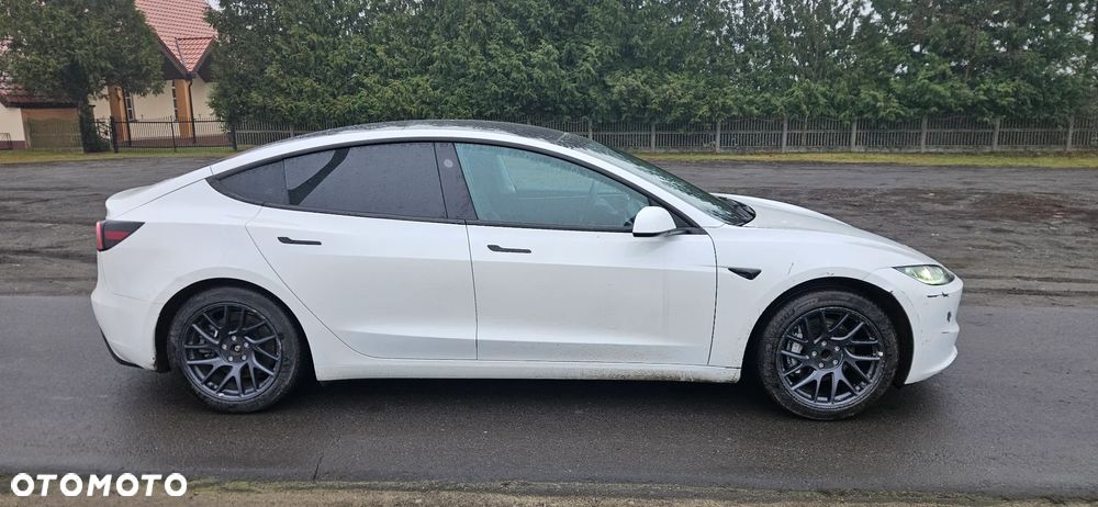 Tesla Model 3 RWD Hinterradantrieb - 4