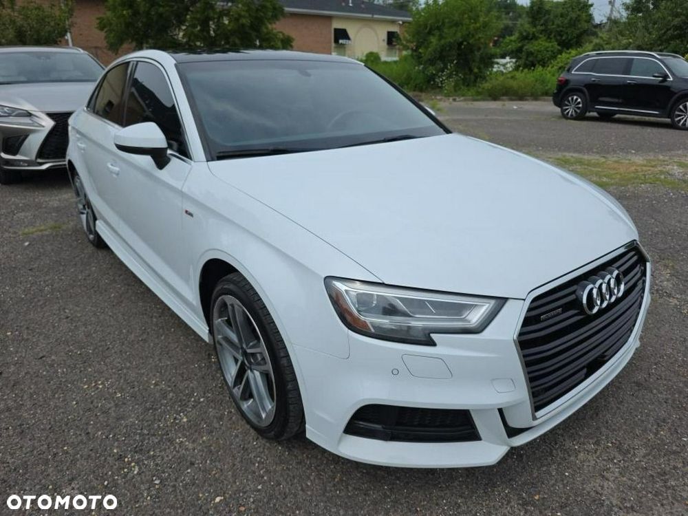 Audi A3 Limousine 40 TFSI quattro S tronic S line - 2