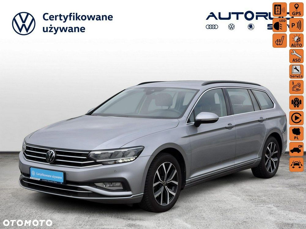 Volkswagen Passat - 1