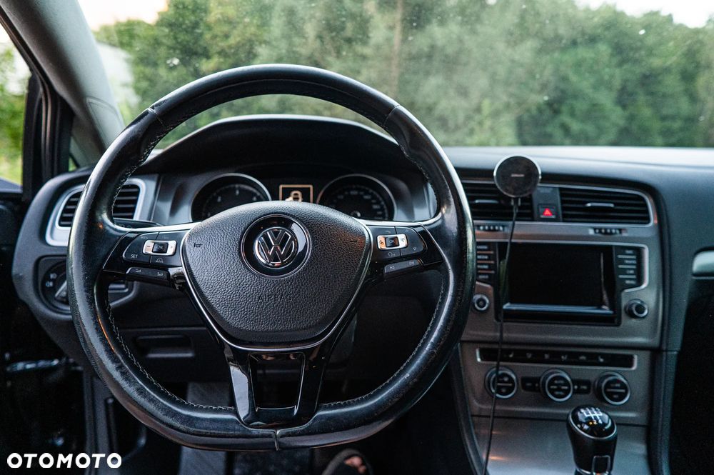 Volkswagen Golf 1.6 TDI BlueMotion Trendline - 11