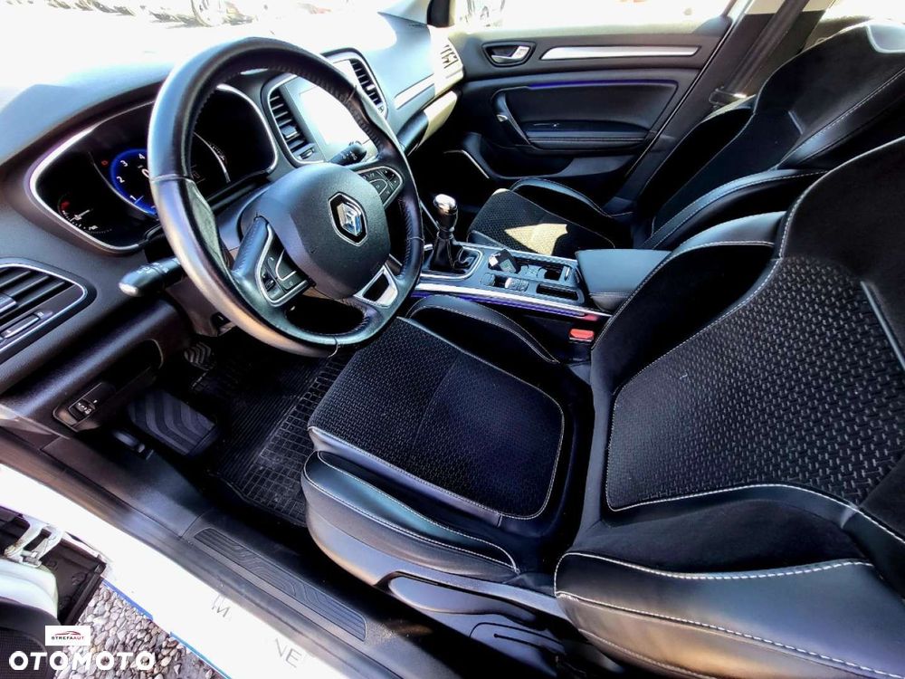 Renault Megane - 30