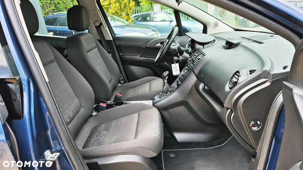 Opel Meriva 2011