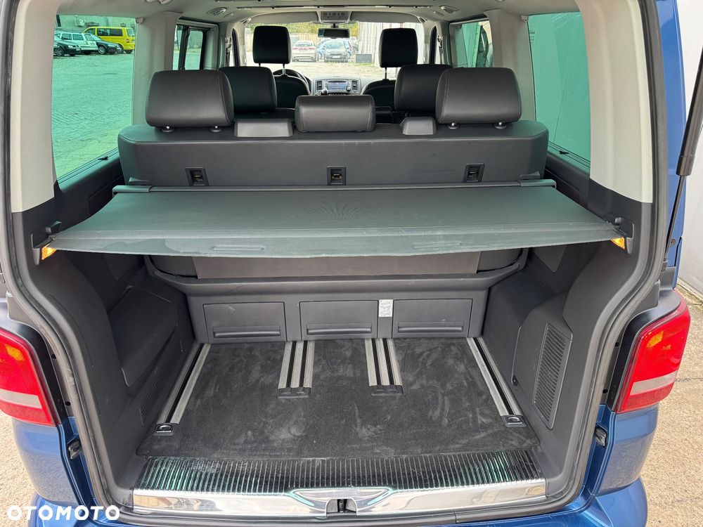 Volkswagen Multivan - 33