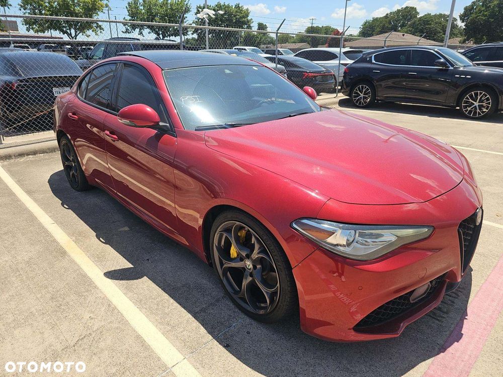 Alfa Romeo Giulia 2.0 Turbo - 2