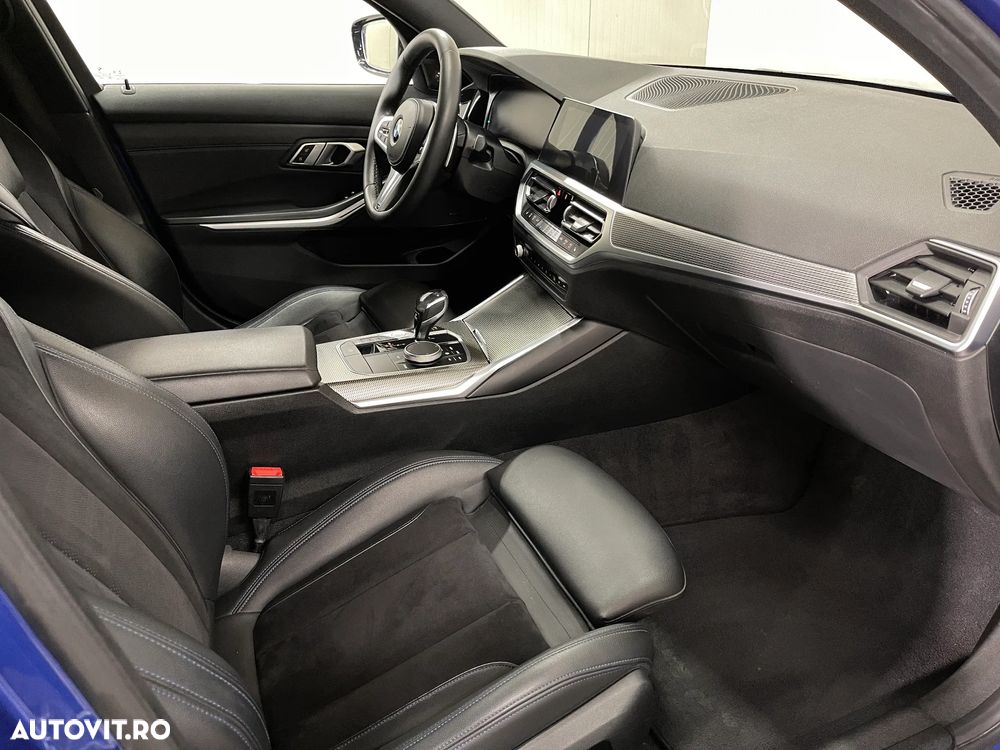 BMW Seria 3 330i AT M Sport - 12