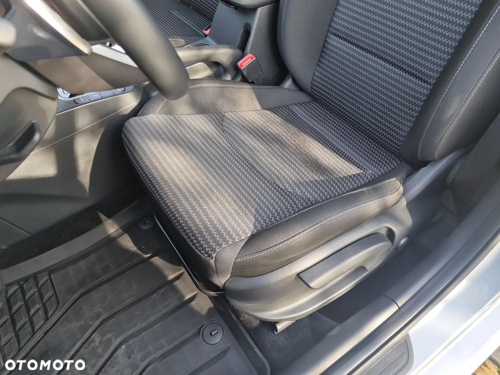 Kia Ceed 1.5 T-GDI M DCT - 12