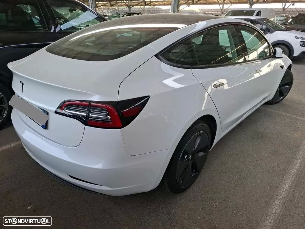 Tesla Model 3 Long Range Tração Traseira - 3