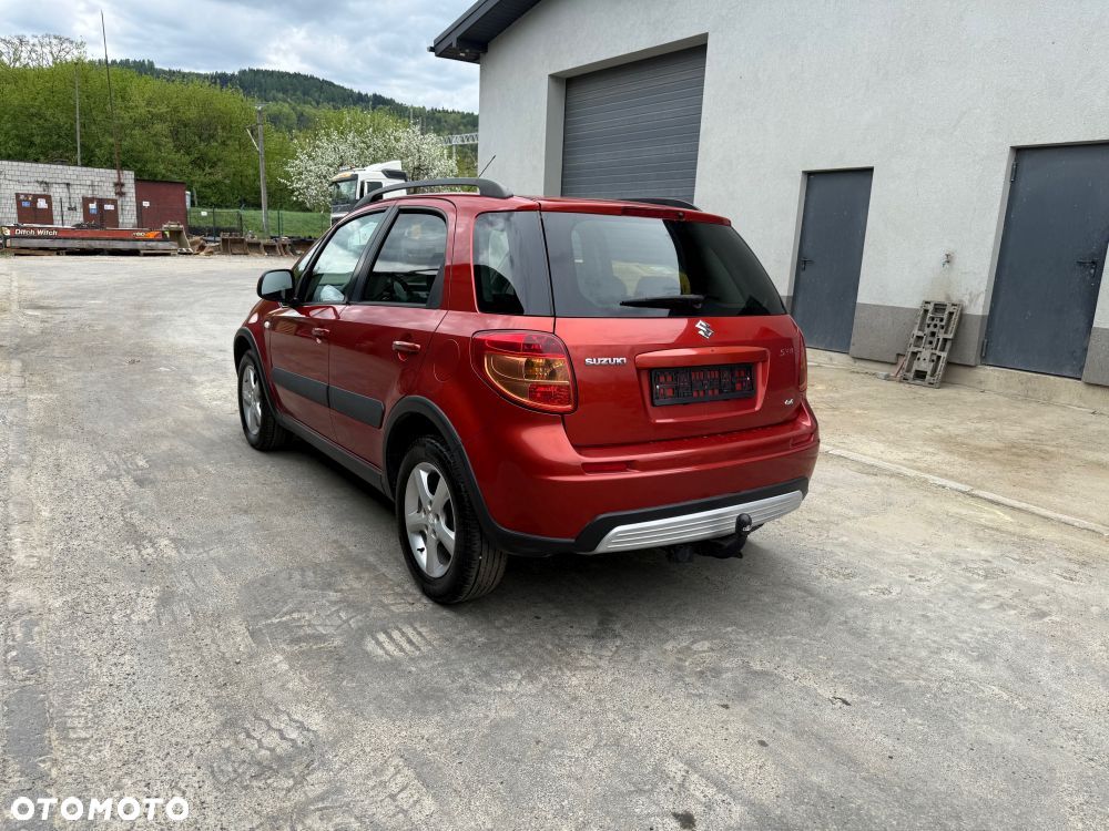 Suzuki SX4 1.6 VVT 4x4 Club - 4