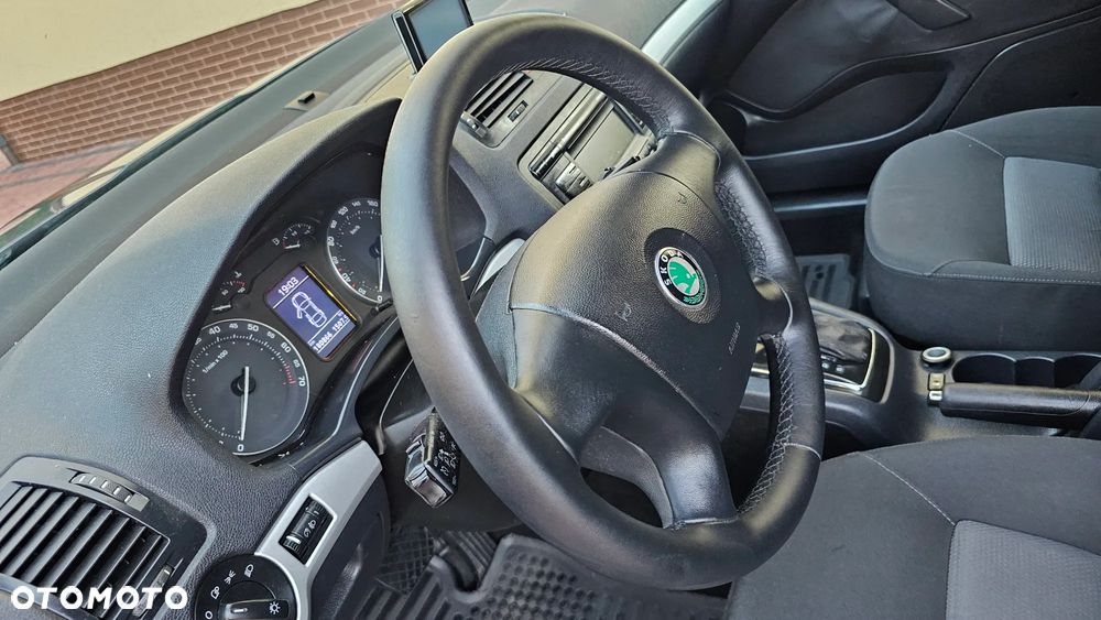 Skoda Octavia 1.6 Automatik Ambiente - 35