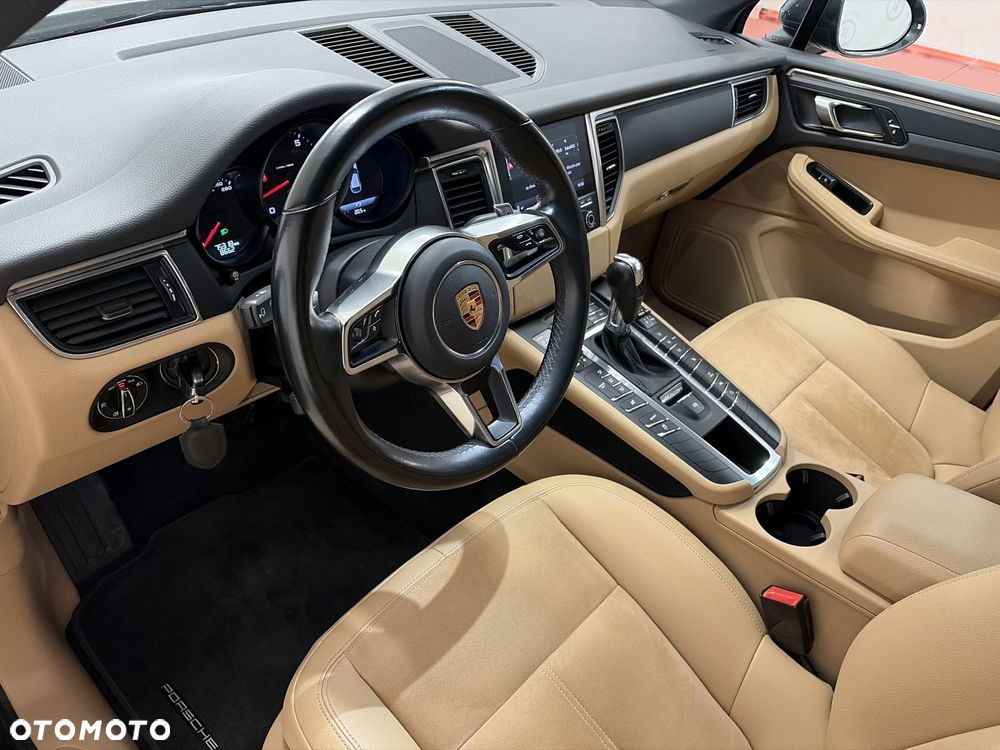 Porsche Macan Standard - 9