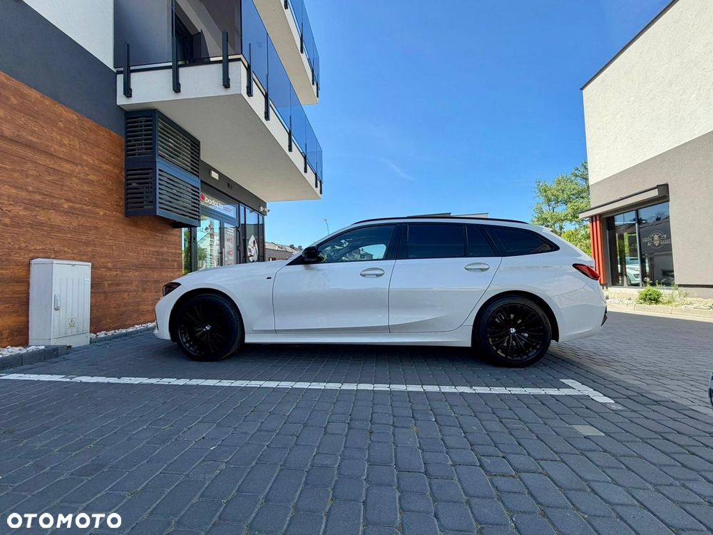 BMW Seria 3 318d M Sport Shadow - 14