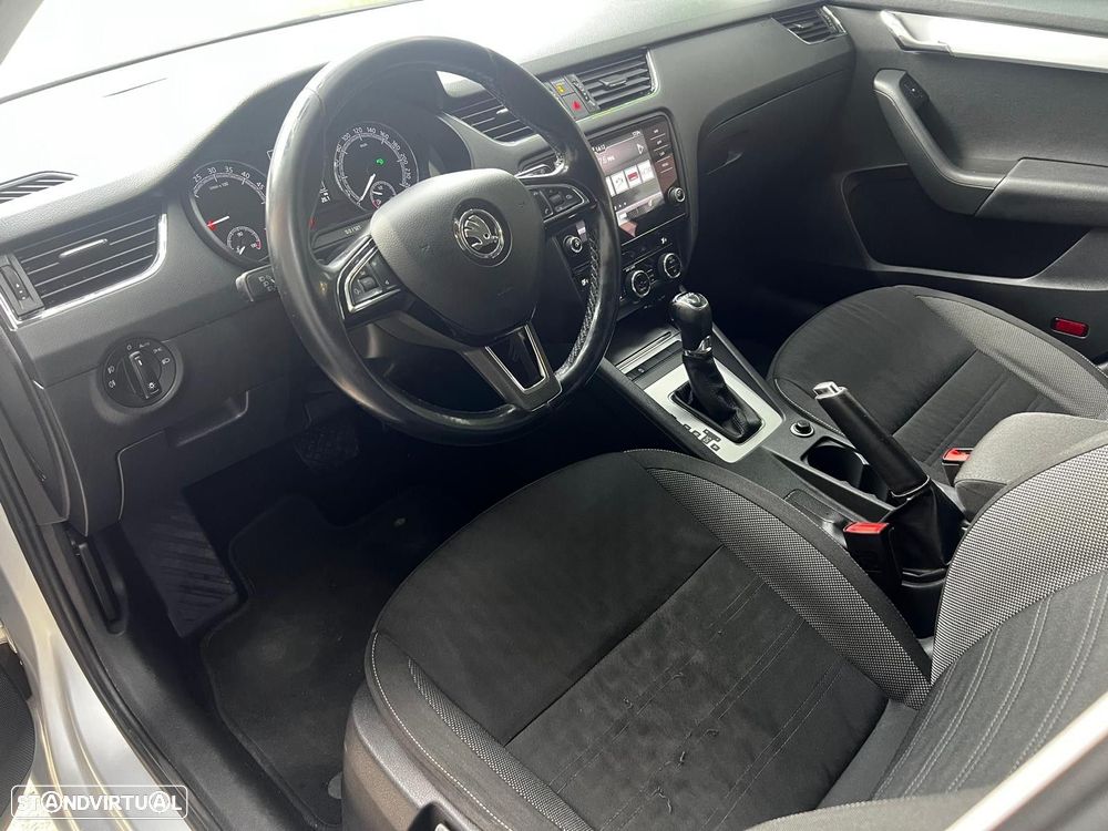 Skoda Octavia 1.6 TDI Style DSG - 7