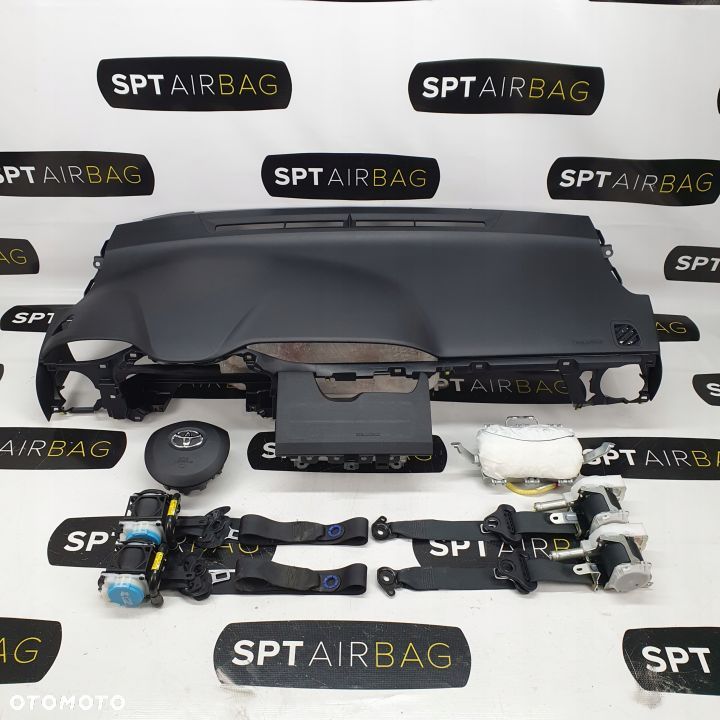 TOYOTA YARIS 3 III LIFT DESKA ROZDZIELCZA KONSOLA KOKPIT PULPIT PODUSZKI AIRBAG AIR BAG PASY KIT SET - 1