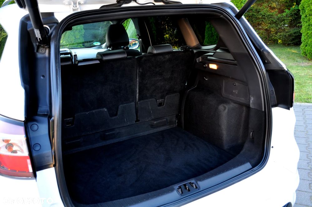 Ford Kuga 1.5 EcoBoost 4WD Titanium Plus - 23