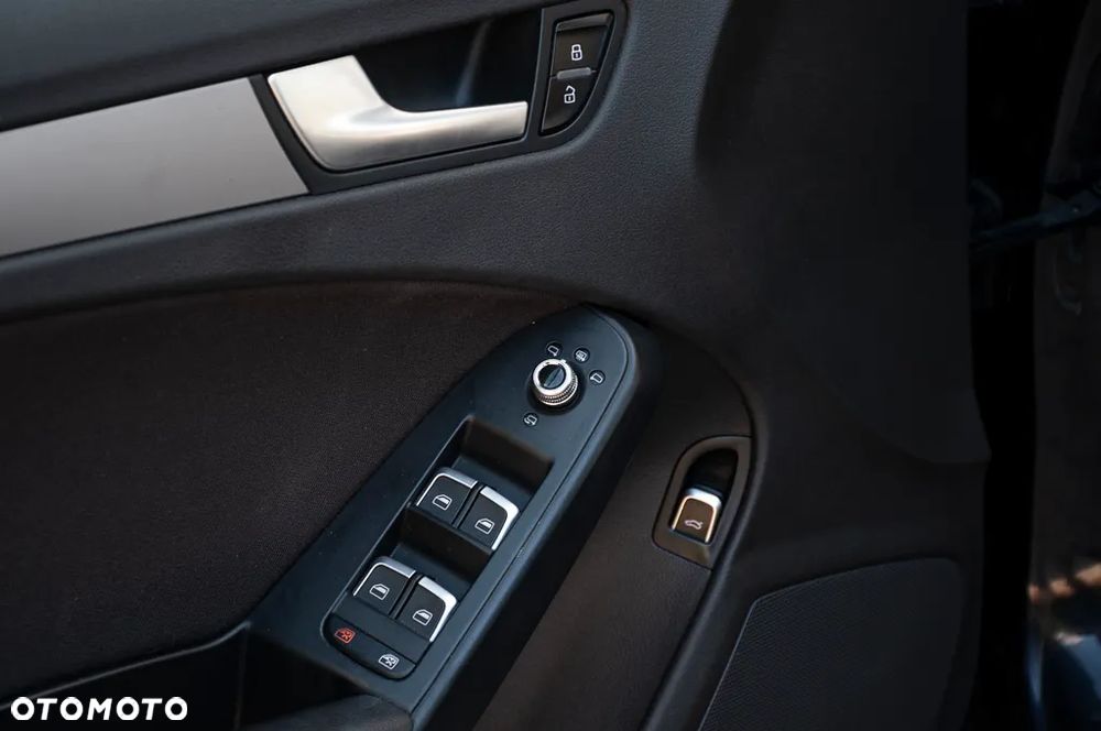 Audi A4 Avant 2.0 TDI DPF quattro S tronic Ambiente - 39