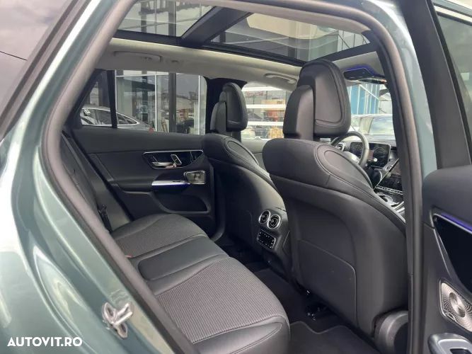 Mercedes-Benz GLC 300 e 4Matic 9G-TRONIC Avantgarde Advanced - 14