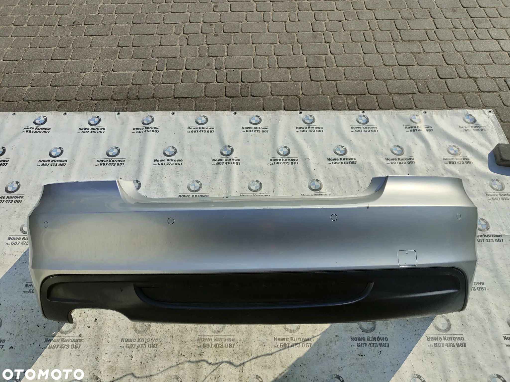 BMW E82 Zderzak tył tylny M-Pakiet Titansilber 354 PDC - 1