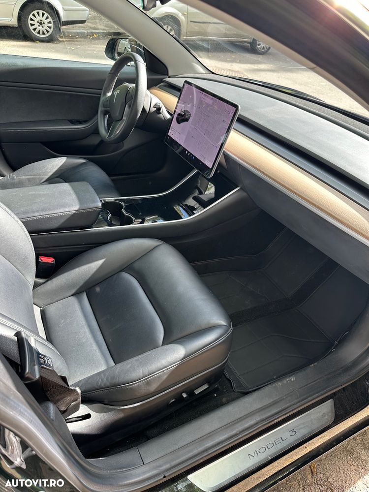 Tesla Model 3 Standard Reichweite Plus Hinterradantrieb - 13