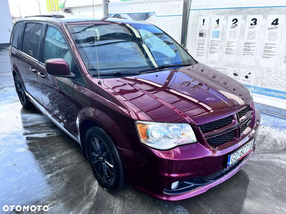 Dodge Grand Caravan - 6