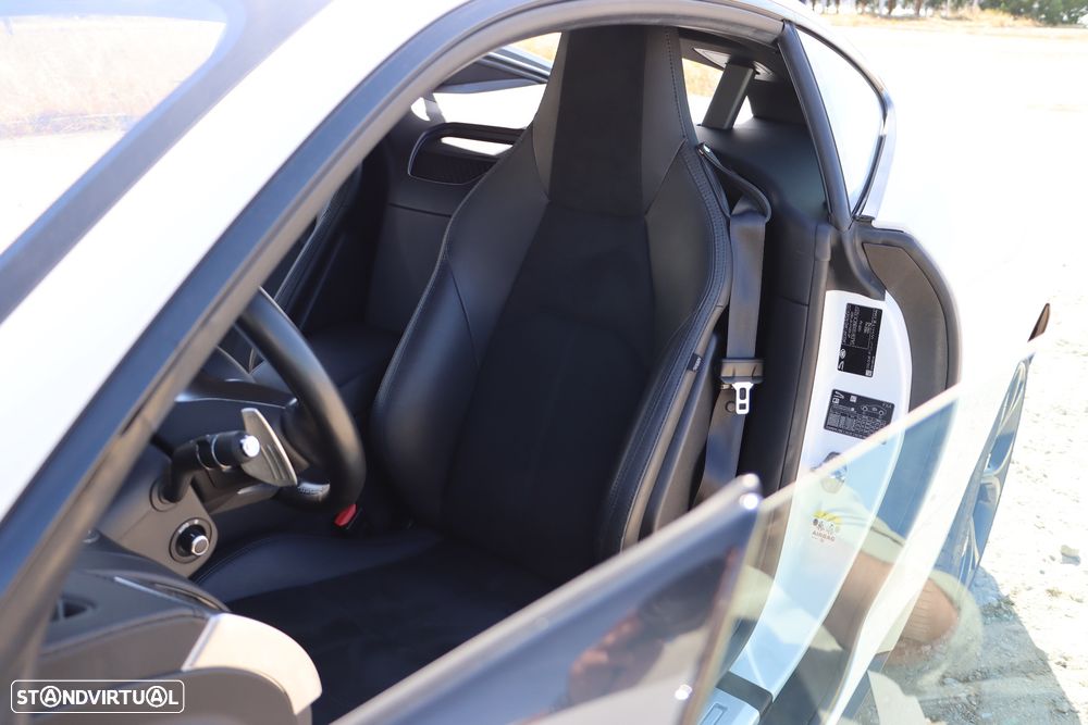 Jaguar F-Type 2.0 i4 R-Dynamic - 33