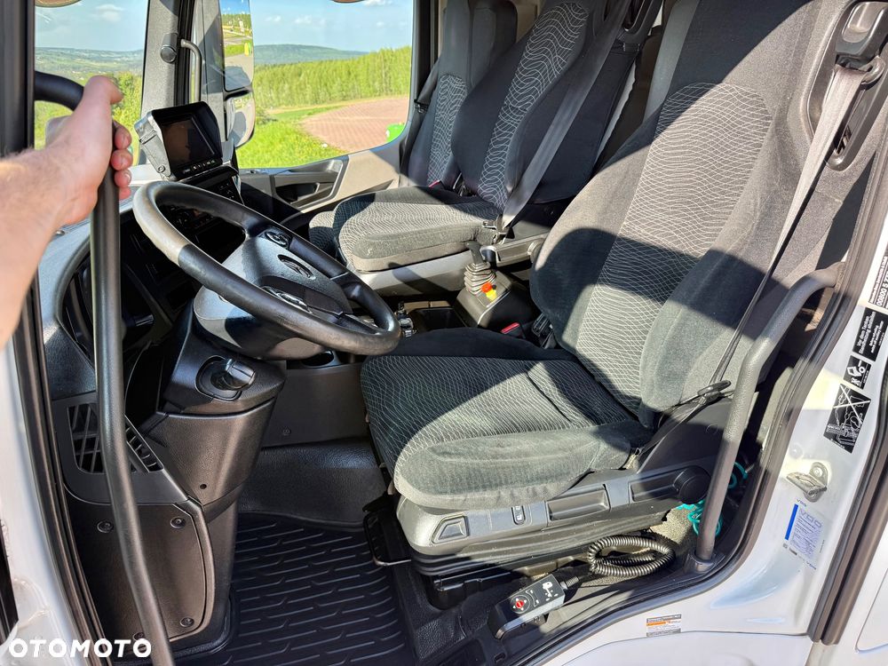 Mercedes-Benz Antos 2533 *Śmieciarka, ZOELLER MEDIUM XL 23, Euro 6, 158tyś Przebiegu* - 31