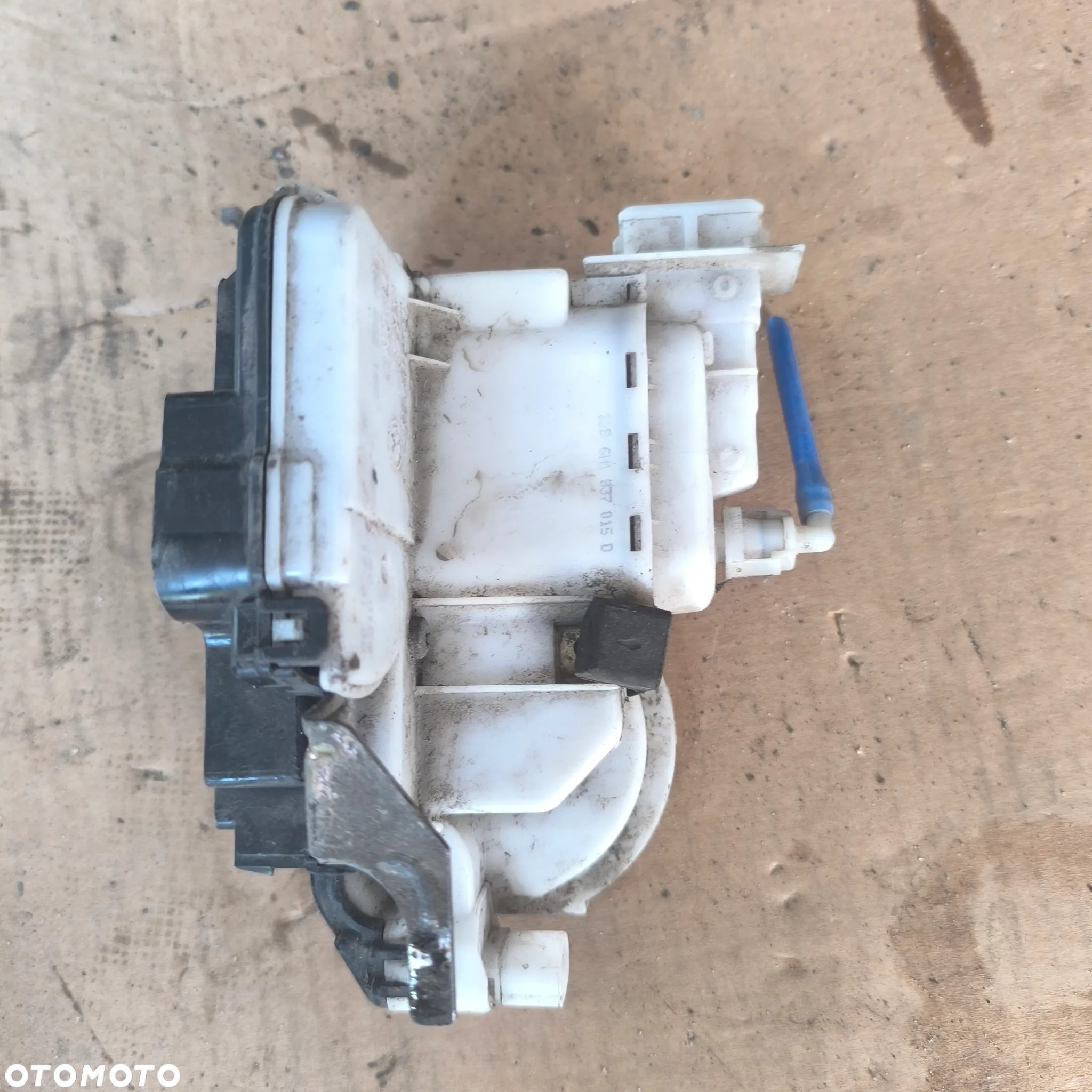 ZAMEK DRZWI VW POLO 6N III HB 5D LEWY PRZÓD 6N1837015D - 2
