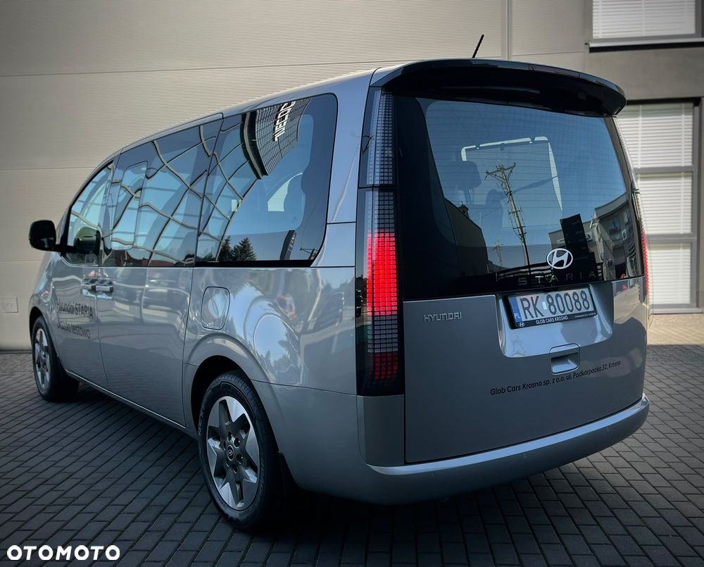 Hyundai Staria 1.6 T-GDI HEV Smart VIP - 7