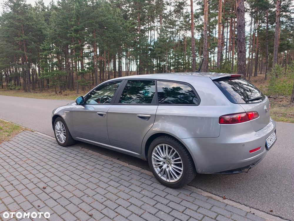 Alfa Romeo 159 3.2JTS 4x2 Distinctive - 5
