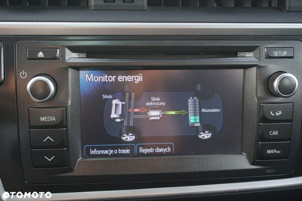 Toyota Auris - 22