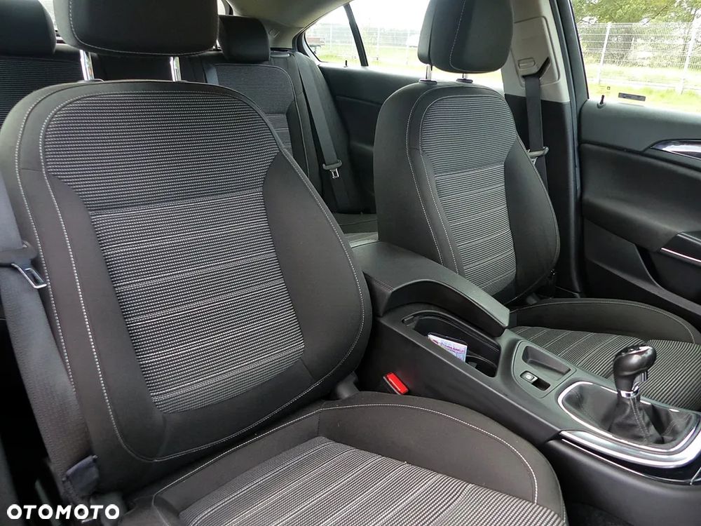 Opel Insignia 1.6 CDTI Exclusive S&S - 26