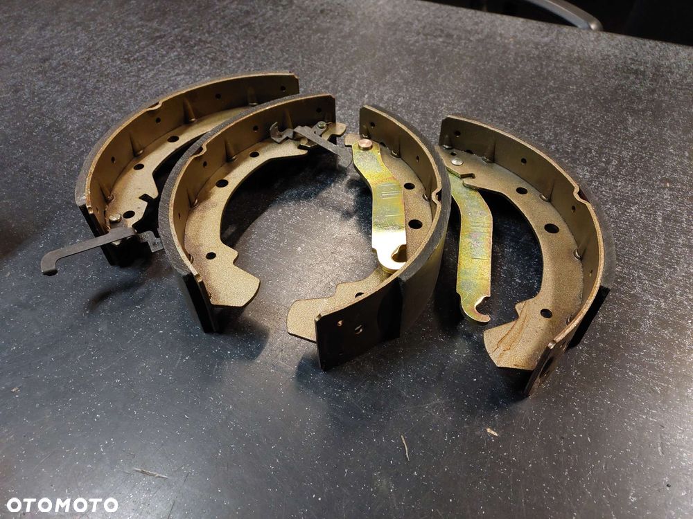 SZCZĘKI HAM. 252x56 VW LT 28-35 I, LT 40-55 I 2.0/2.4/2.4D 04.75-06.96 - 2