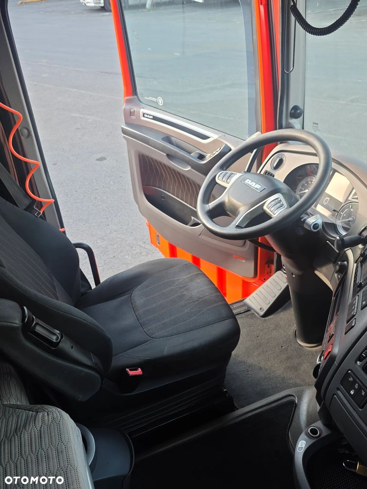 DAF XF - 9