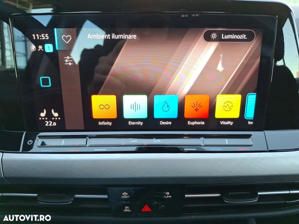 Volkswagen Golf - 25