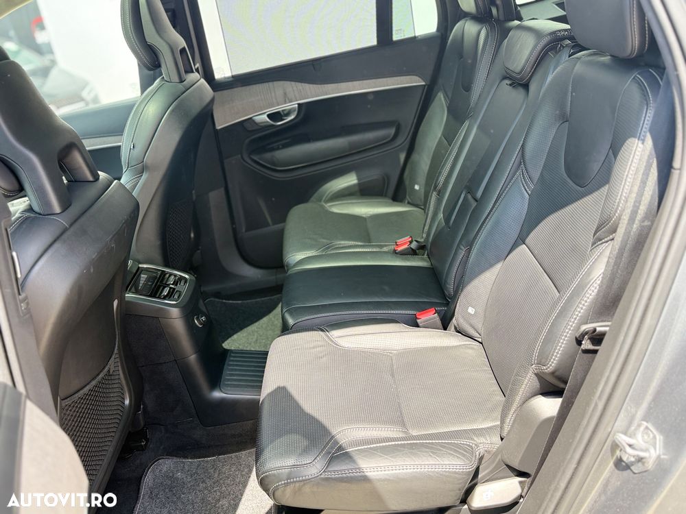 Volvo XC 90 - 24