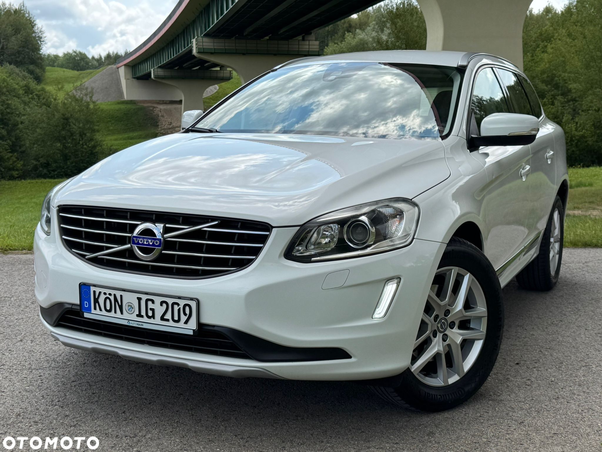 Volvo XC 60 D4 Drive-E Summum - 1