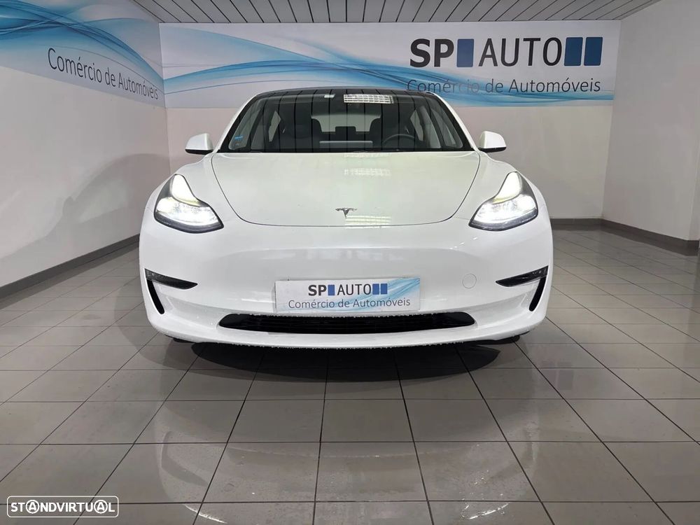 Tesla Model 3 Long Range Tração Traseira - 3
