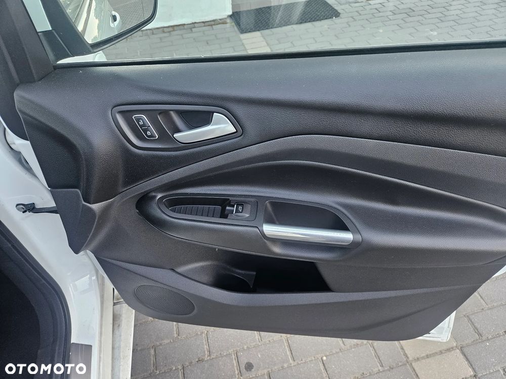 Ford Kuga 1.5 EcoBoost FWD ST-Line ASS GPF - 28
