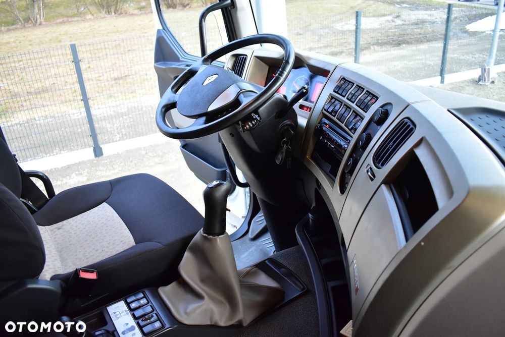 Renault Kerax 460 DXI Wywrotka 3-Str. 8x4 / Euro 5/ Manual/ Bordmatic/ Lander/Premium/ Sprowadzony z Austrii ! - 37