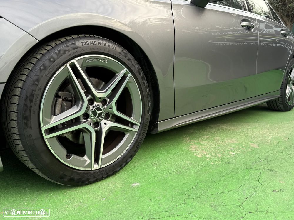 Mercedes-Benz A 180 Limousine d AMG Line Aut. - 4